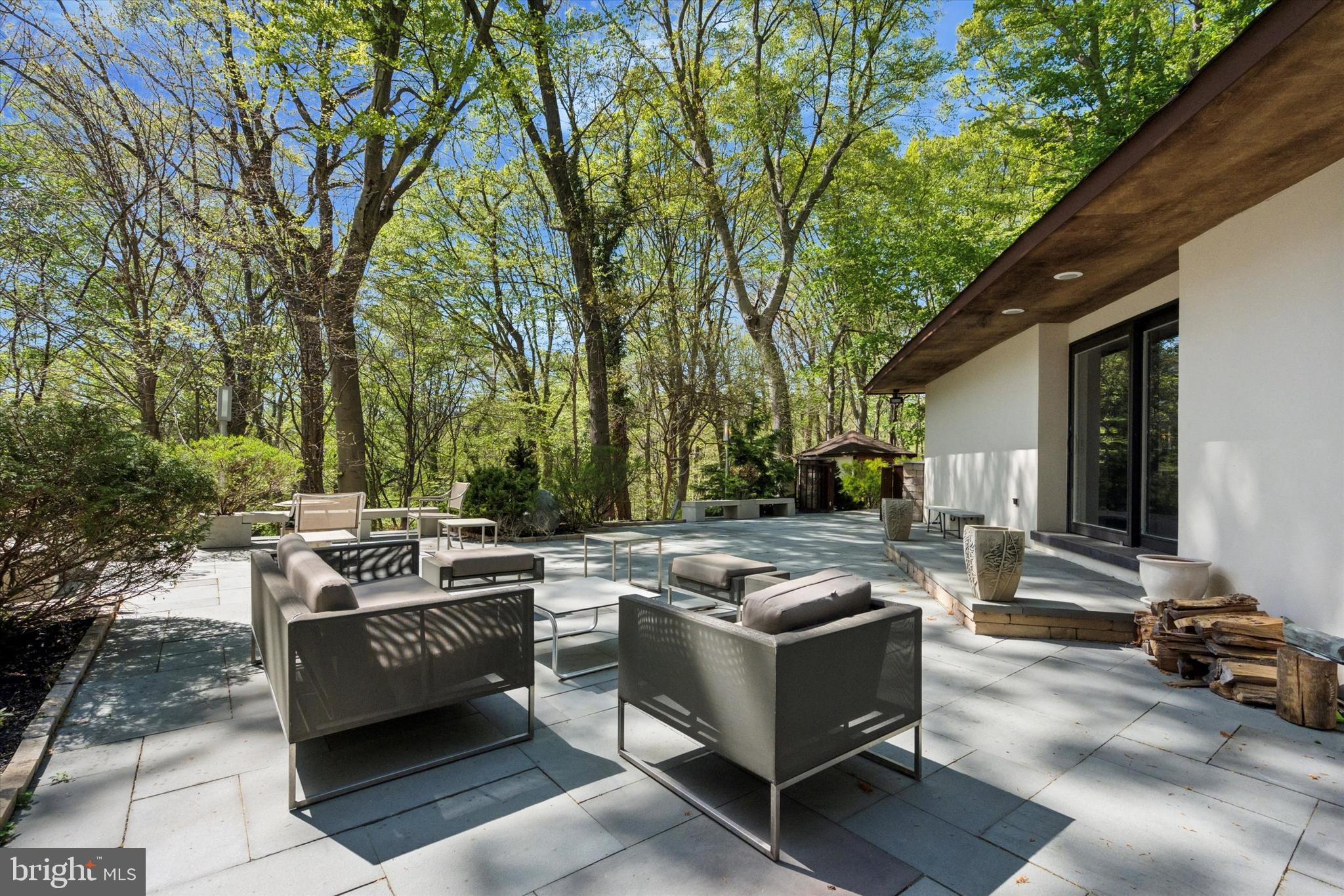 4126 Apalogen Road Philadelphia, PA 19129 - Photo 20 of 75