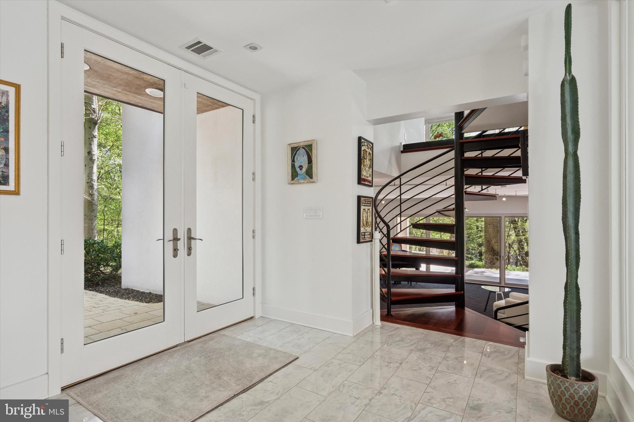 4126 Apalogen Road Philadelphia, PA 19129 - Photo 7 of 75