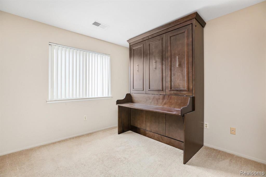 27350 Evergreen Road Lathrup Village, MI 48076 - Photo 15 of 20