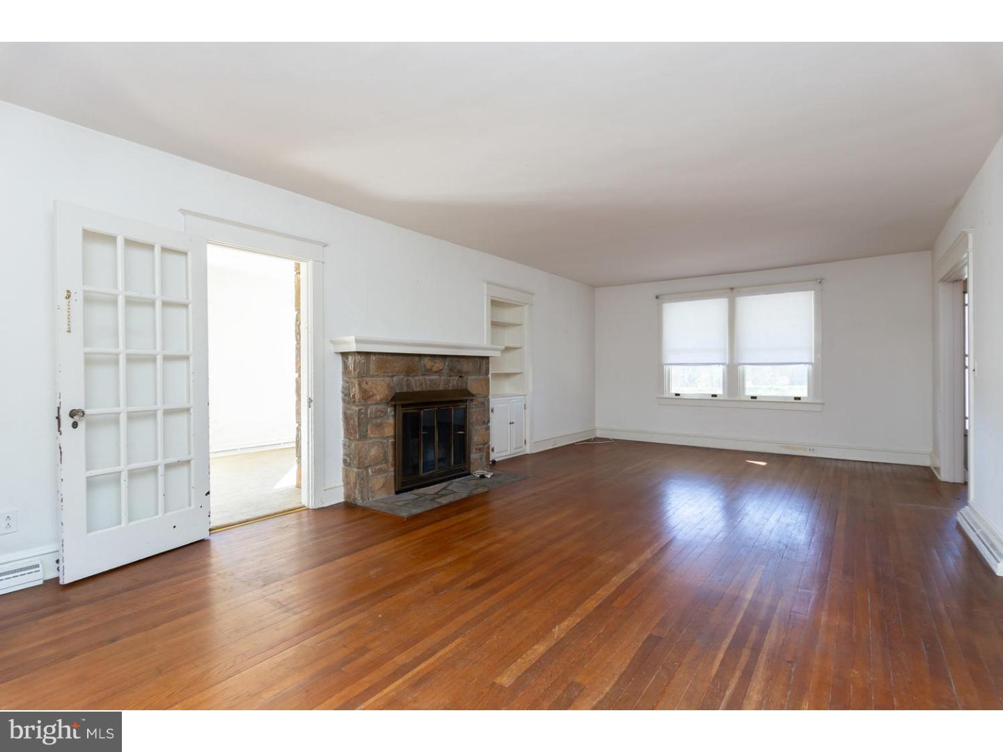 152 Sheehan Road Avondale, PA 19311 - Photo 17 of 25 Living Room