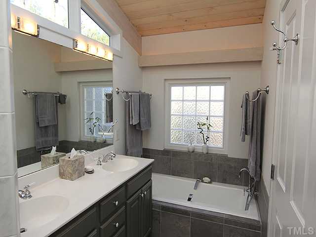 3313 Rolling Hill Road Durham, NC 27705 - Photo 11 of 25 Gallery Image 11