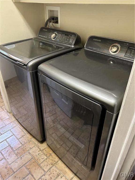 2139 Amlisa Road Nazareth, PA 18064 - Photo 20 of 35 a close view of sink
