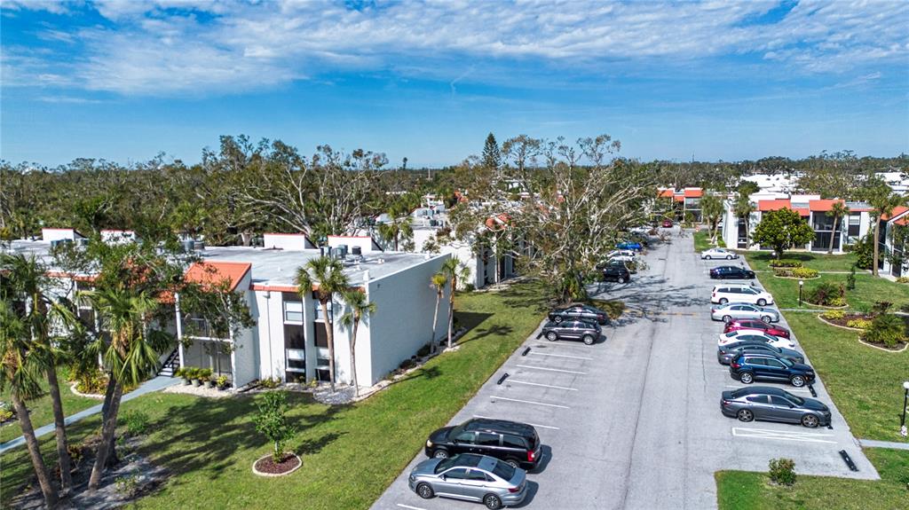 3259 South Beneva Road, Unit 102 Sarasota, FL 34232 - Photo 3 of 38 a view of a city