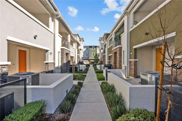 $735,000 | 1636 Cayton Loop, West Covina, CA 91790