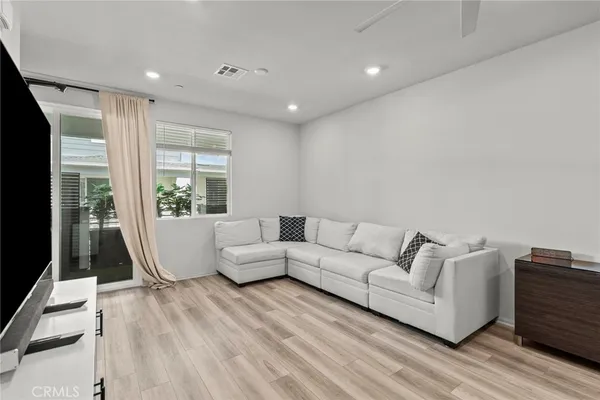$735,000 | 1636 Cayton Loop, West Covina, CA 91790