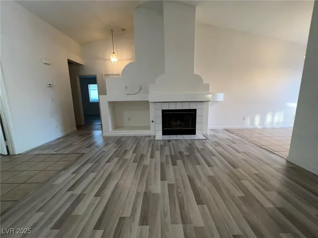 $2,135 | 1708 Eagle Peak Way, Las Vegas, NV 89134