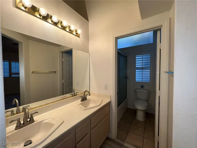 $2,135 | 1708 Eagle Peak Way, Las Vegas, NV 89134