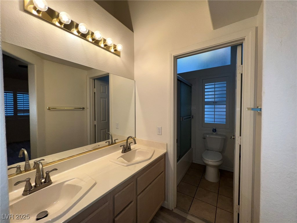 1708 Eagle Peak Way Las Vegas, NV 89134 - Photo 10 of 17