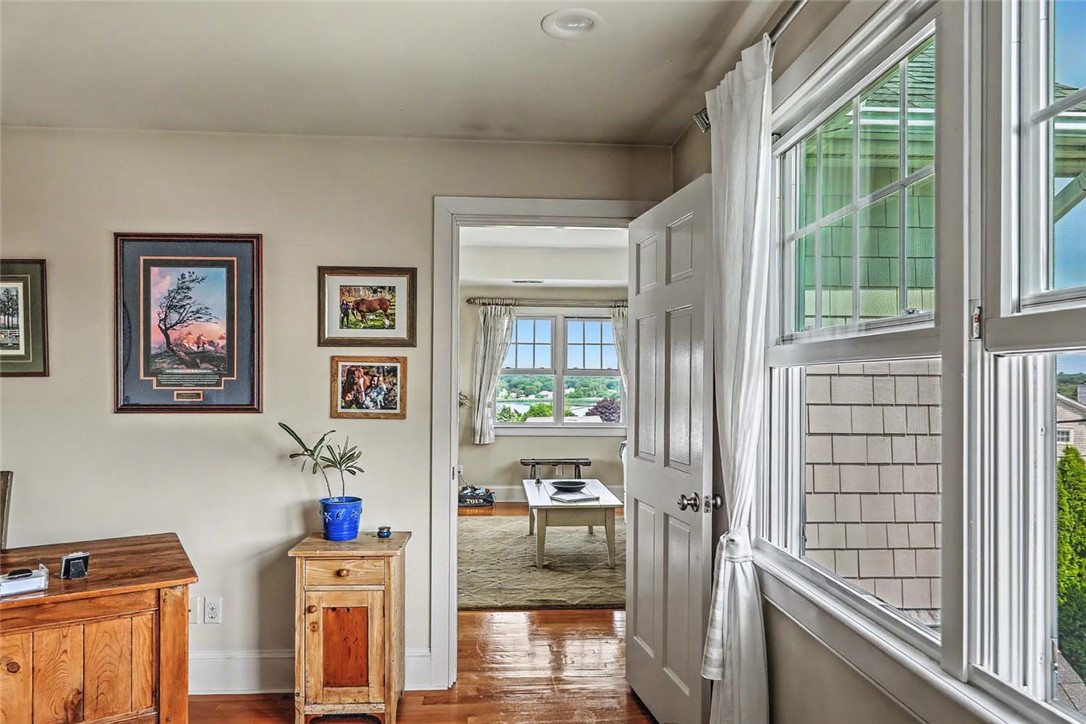 33 Withington Road Narragansett, RI 02882 - Photo 25 of 48