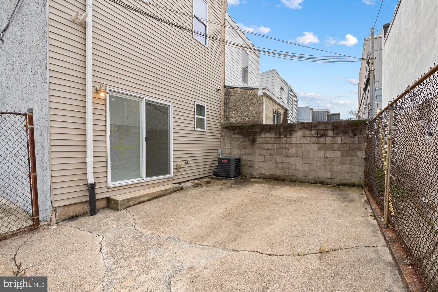 2106 Manton Street Philadelphia, PA 19146 - Photo 27 of 34 a view of a house with a garage