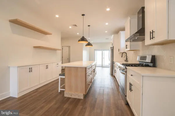 $3,395 | 1214 South 21st Street, Philadelphia, PA 19146