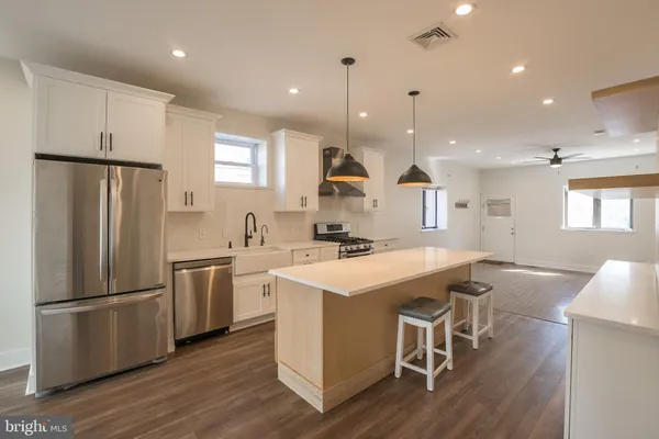 $3,395 | 1214 South 21st Street, Philadelphia, PA 19146