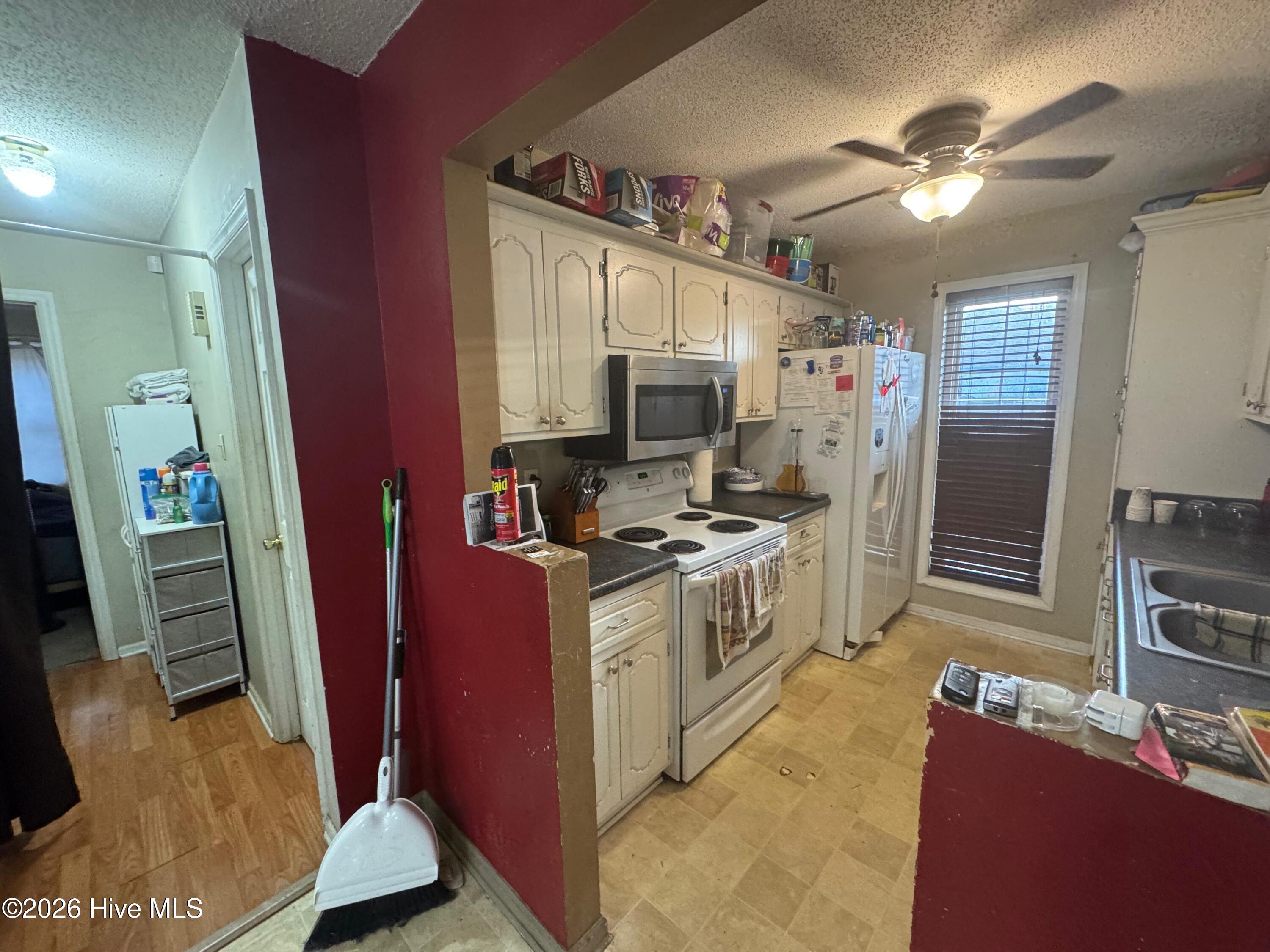 166 Bayberry Road Newport, NC 28570 - Photo 7 of 34 IMG-20260226-WA0082