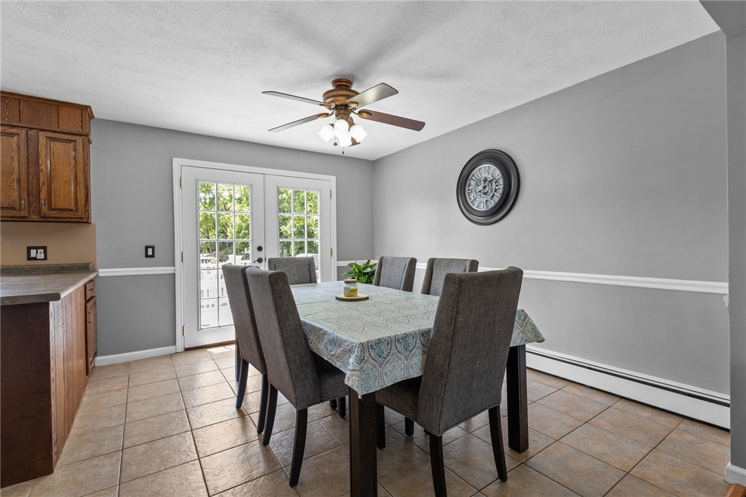 38 Bateman Avenue Cranston, RI 02920 - Photo 6 of 41