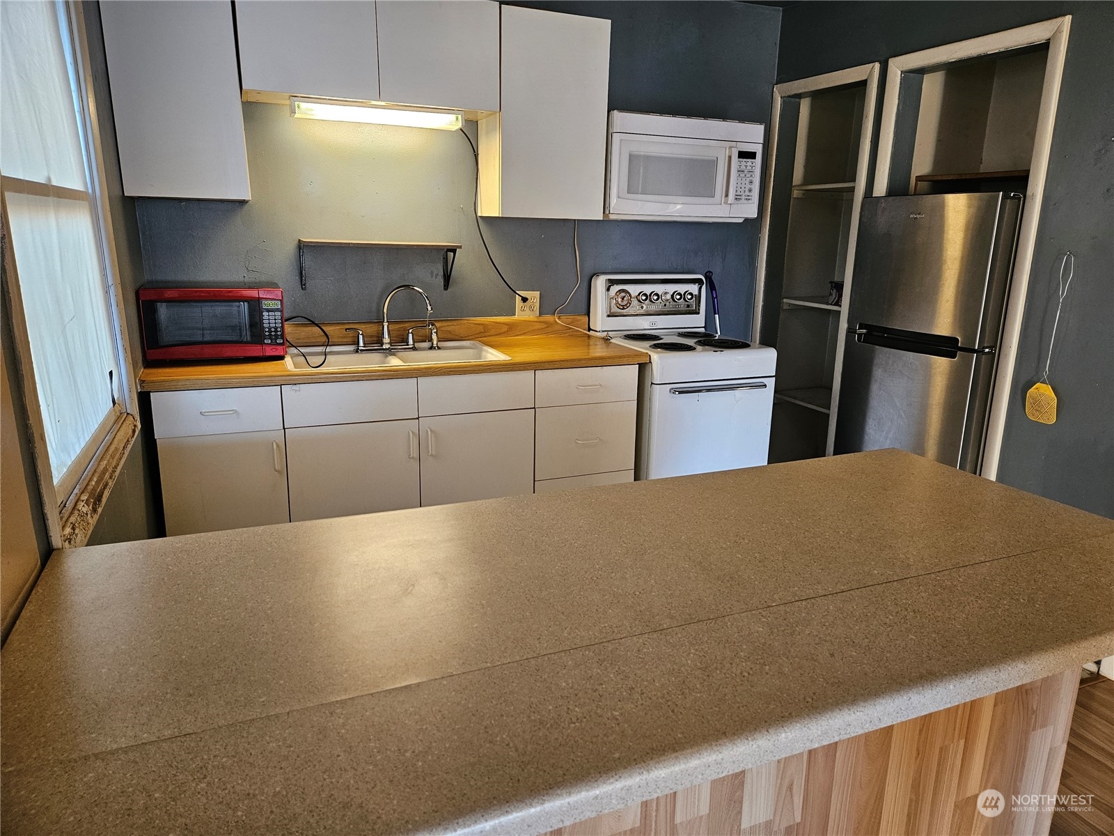 415 West Main Street Almira, WA 99103 - Photo 13 of 31