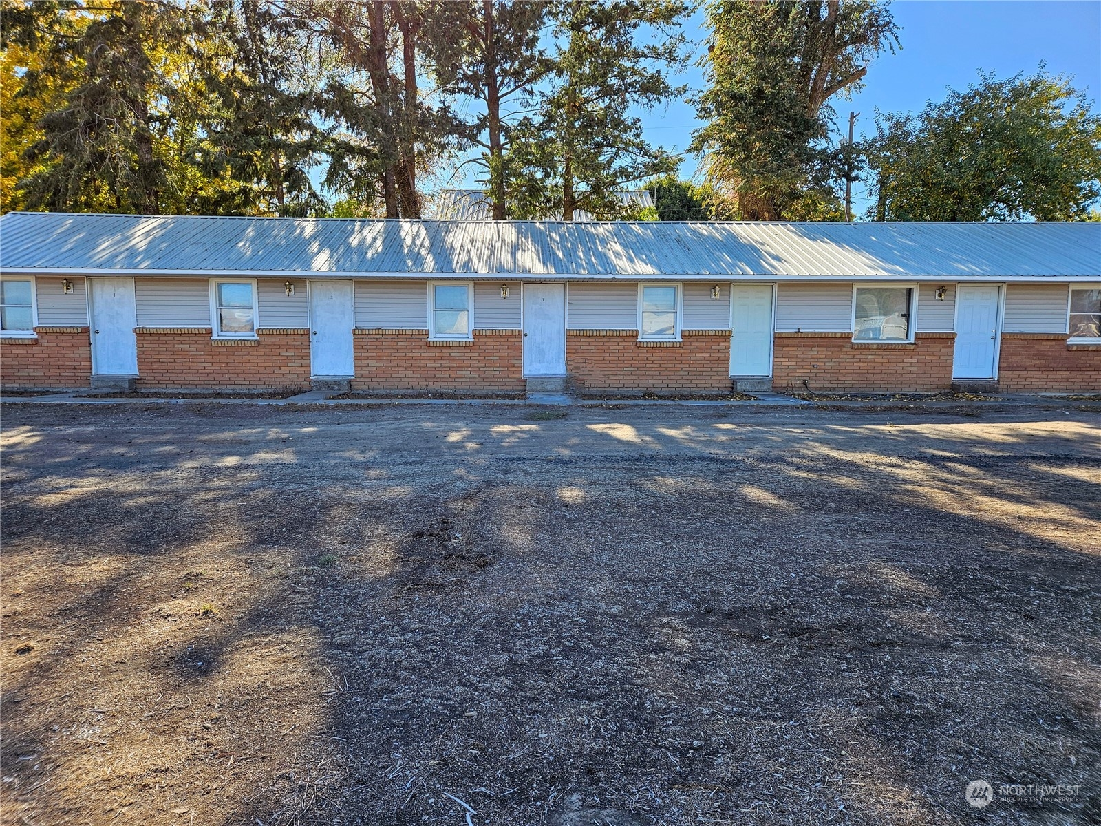 415 West Main Street Almira, WA 99103 - Photo 2 of 31