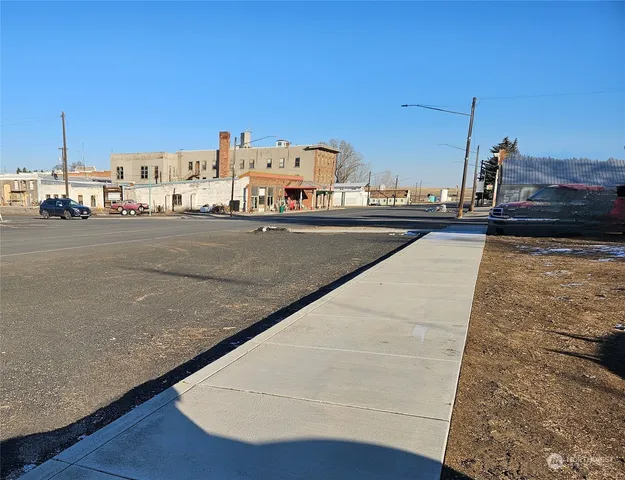 $160,000 | 415 West Main Street, Almira, WA 99103