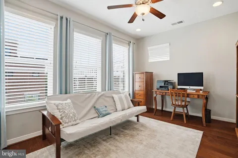 $929,900 | 232 Bluemont Branch Terrace Southeast, Leesburg, VA 20175