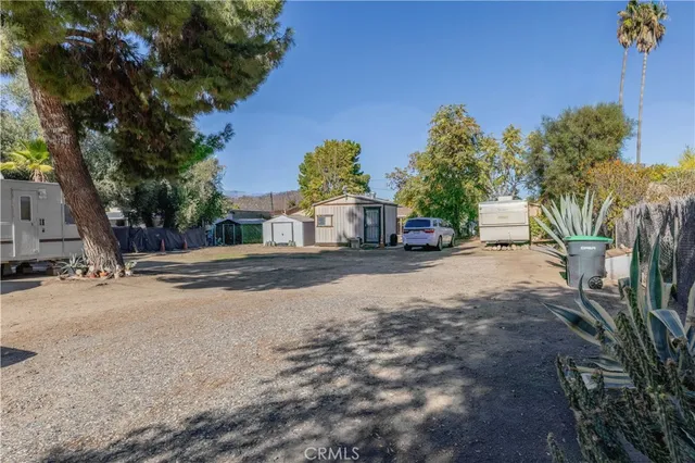 $299,900 | 18864 Grand Lake, Lake Elsinore, CA 92530