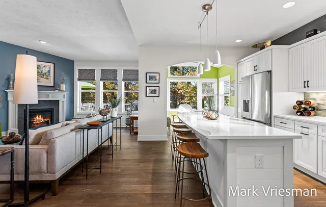 $760,000 | 12524 Retreat Drive, Unit 27, Grand Haven, MI 49417