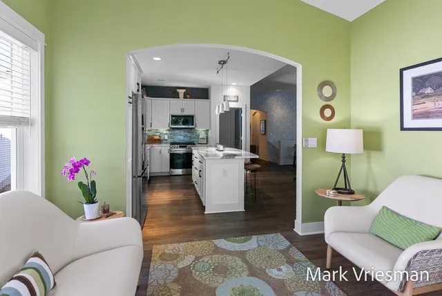 $760,000 | 12524 Retreat Drive, Unit 27, Grand Haven, MI 49417