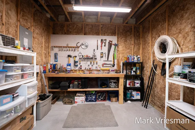 $760,000 | 12524 Retreat Drive, Unit 27, Grand Haven, MI 49417