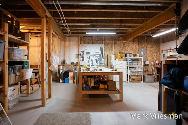 $760,000 | 12524 Retreat Drive, Unit 27, Grand Haven, MI 49417