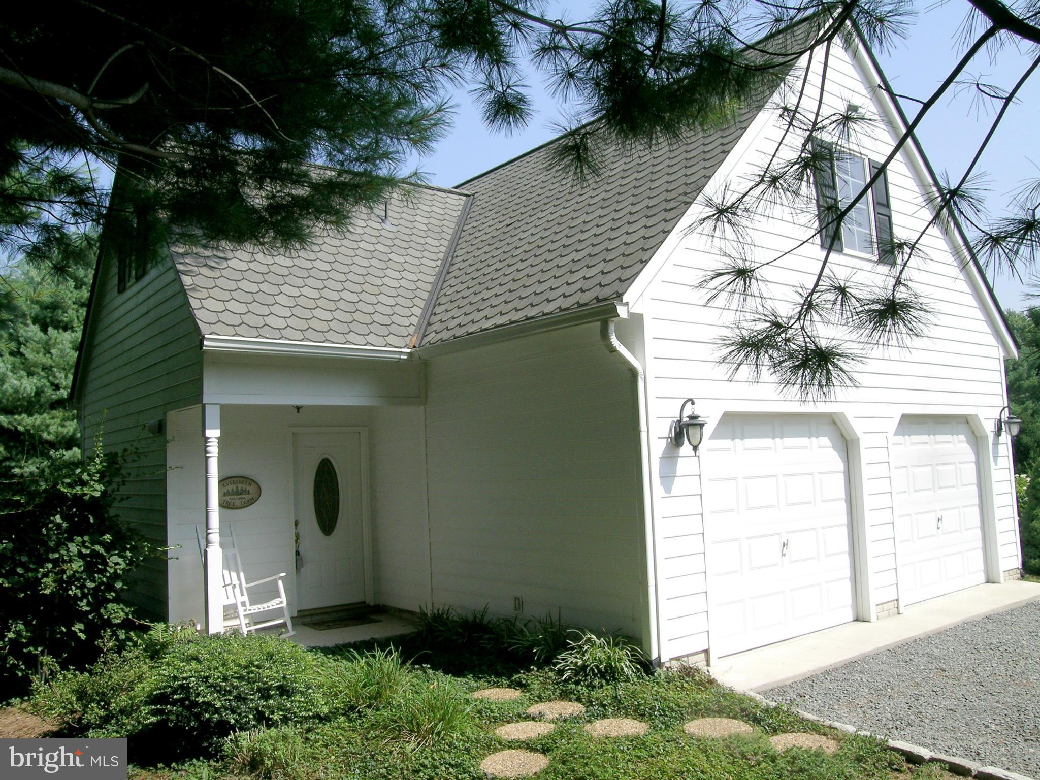 733 Utterback Store Road Great Falls, VA 22066 - Photo 1 of 27 Exterior (Front)
