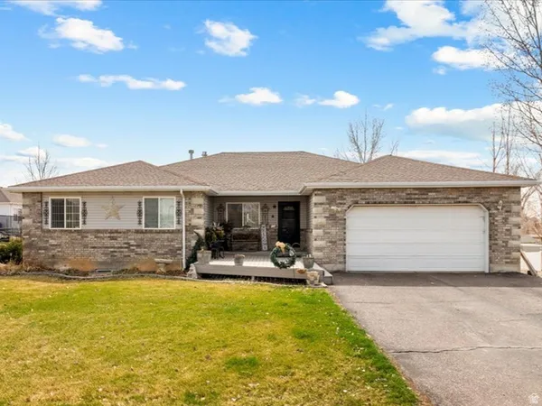 $570,000 | 170 East 400 N Street, Mount Pleasant, UT 84647