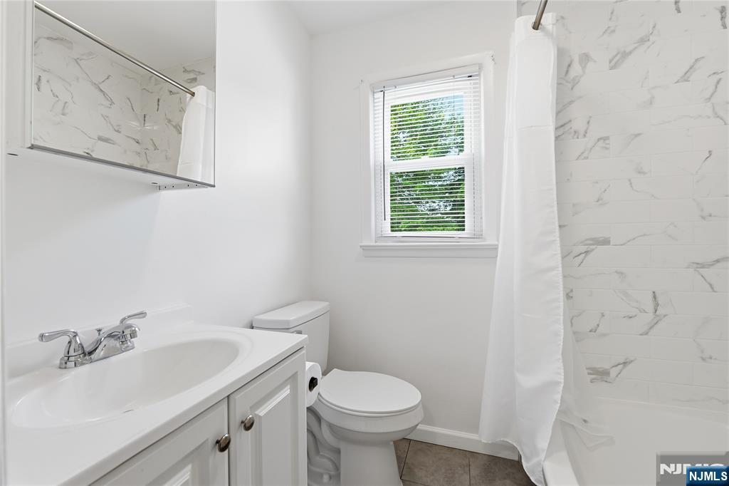 74 Barbara Street, Unit 2 Bloomfield, NJ 07003 - Photo 13 of 17