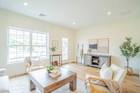 $424,000 | 13 Suffolk Drive, Unit 3, Concord, NH 03303