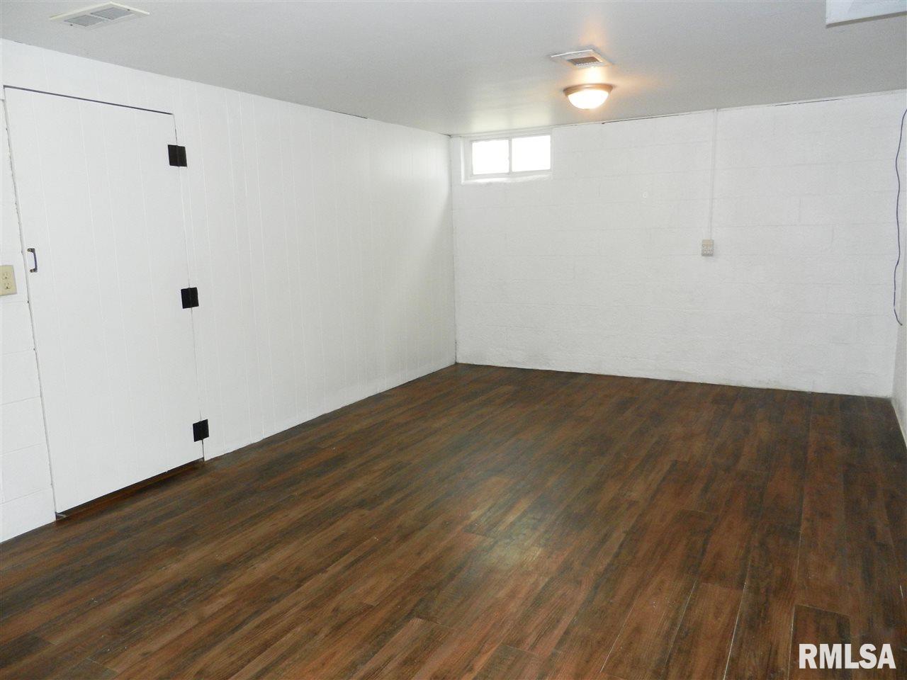 4227 North Gate Ridge Road Peoria, IL 61614 - Photo 18 of 29 Gallery Image 18