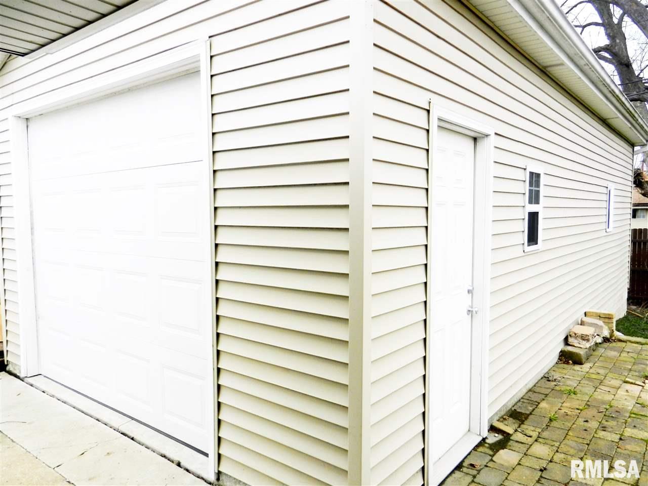 4227 North Gate Ridge Road Peoria, IL 61614 - Photo 23 of 29 Gallery Image 23