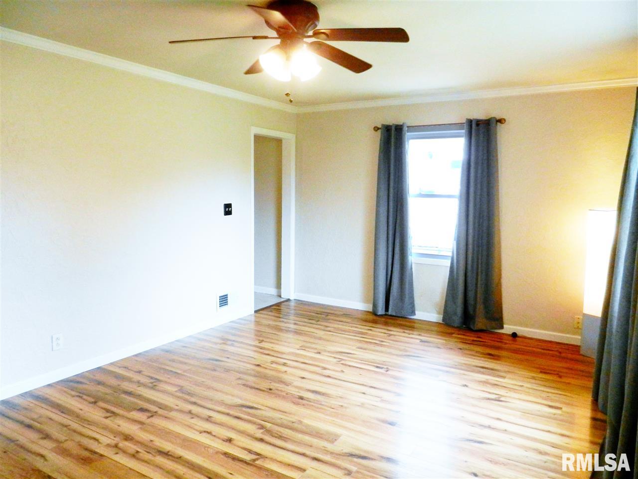 4227 North Gate Ridge Road Peoria, IL 61614 - Photo 4 of 29 Gallery Image 4