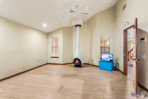 $185,000 | 2695 Bogan Walk, Baton Rouge, LA 70802