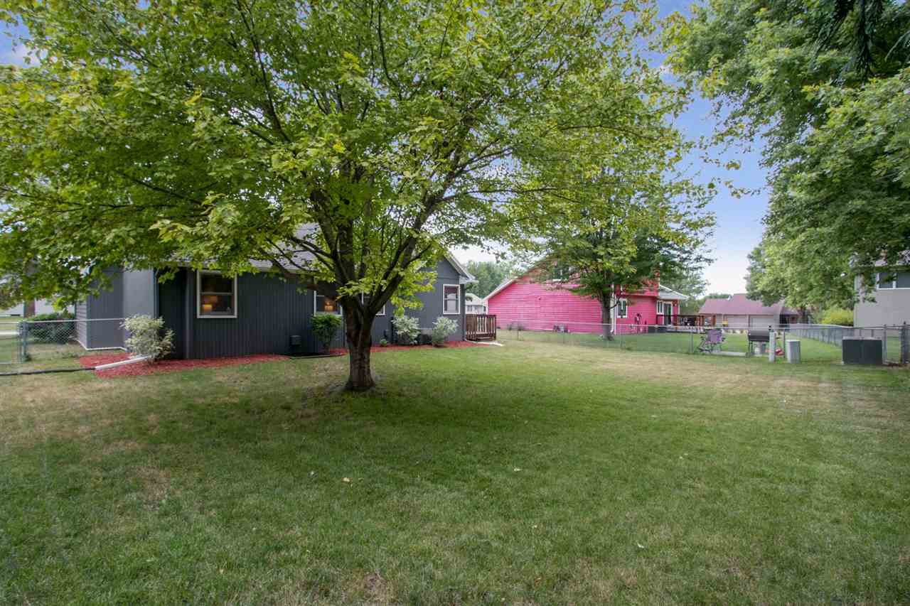 1935 Holiday Road Coralville, IA 52241 - Photo 30 of 31 Gallery Image 30