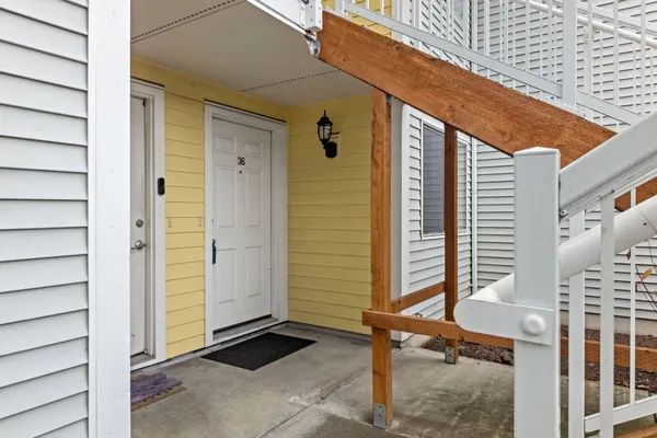 $220,000 | 2101 Poplar Drive, Unit 36, Medford, OR 97504