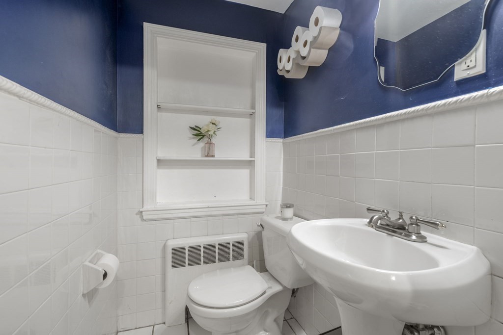 72 Allerton Road Milton, MA 02186 - Photo 10 of 22 Gallery Image 10