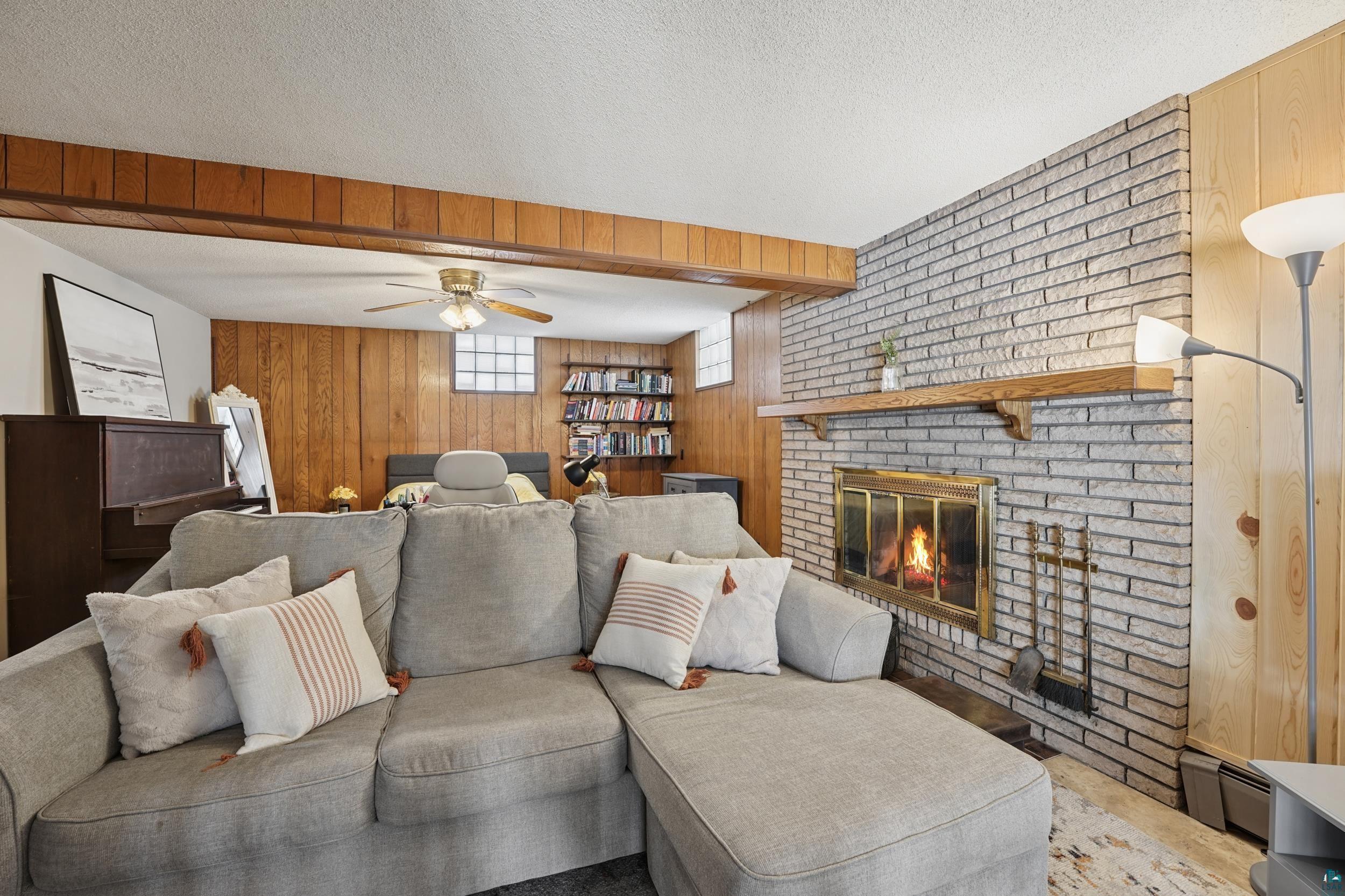 5702 Jean Duluth Road Duluth, MN 55803 - Photo 20 of 28 Gallery Image 20