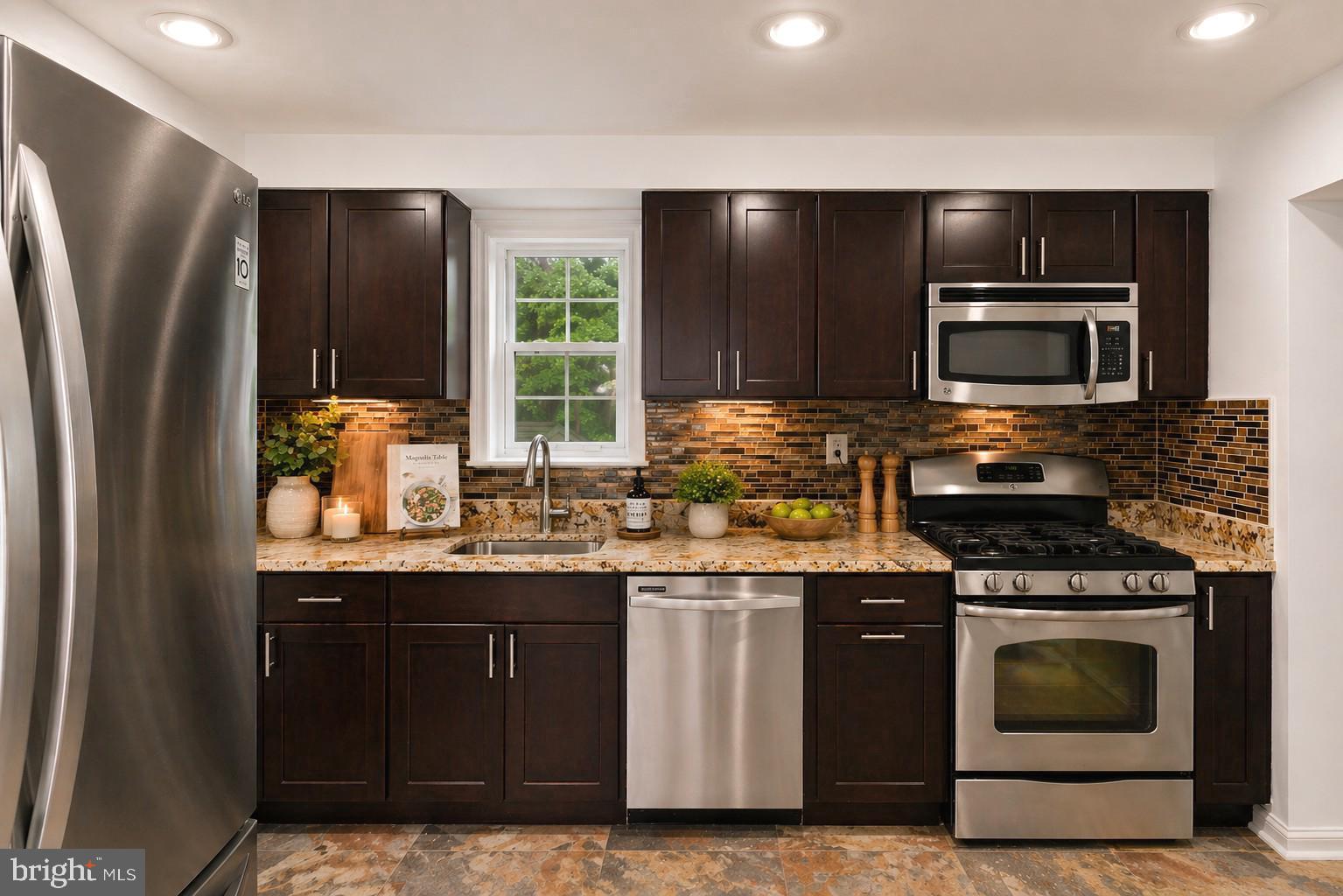 5901 Euclid Street Cheverly, MD 20785 - Photo 15 of 38 Upgraded kitchen (Virtually Staged)