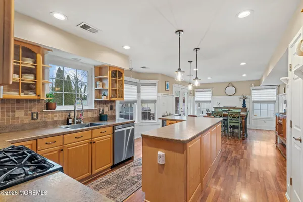 $839,900 | 647 Hugo Drive, Toms River, NJ 08753