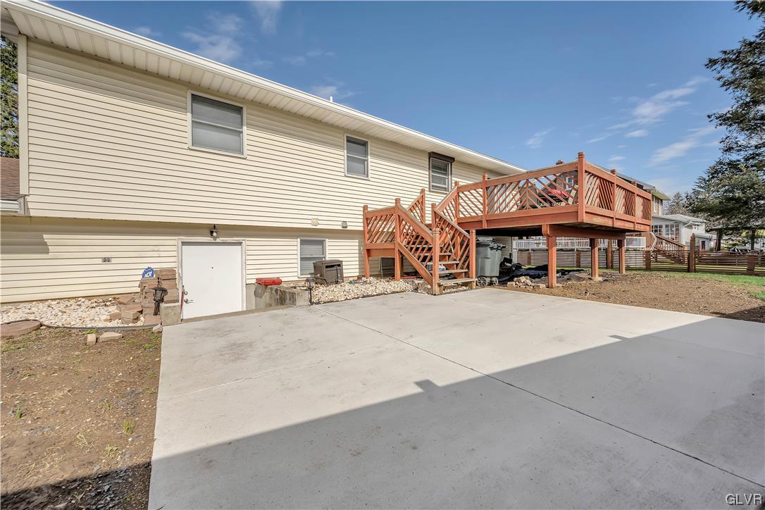 5185 Fornaciari Drive Whitehall, PA 18052 - Photo 28 of 34