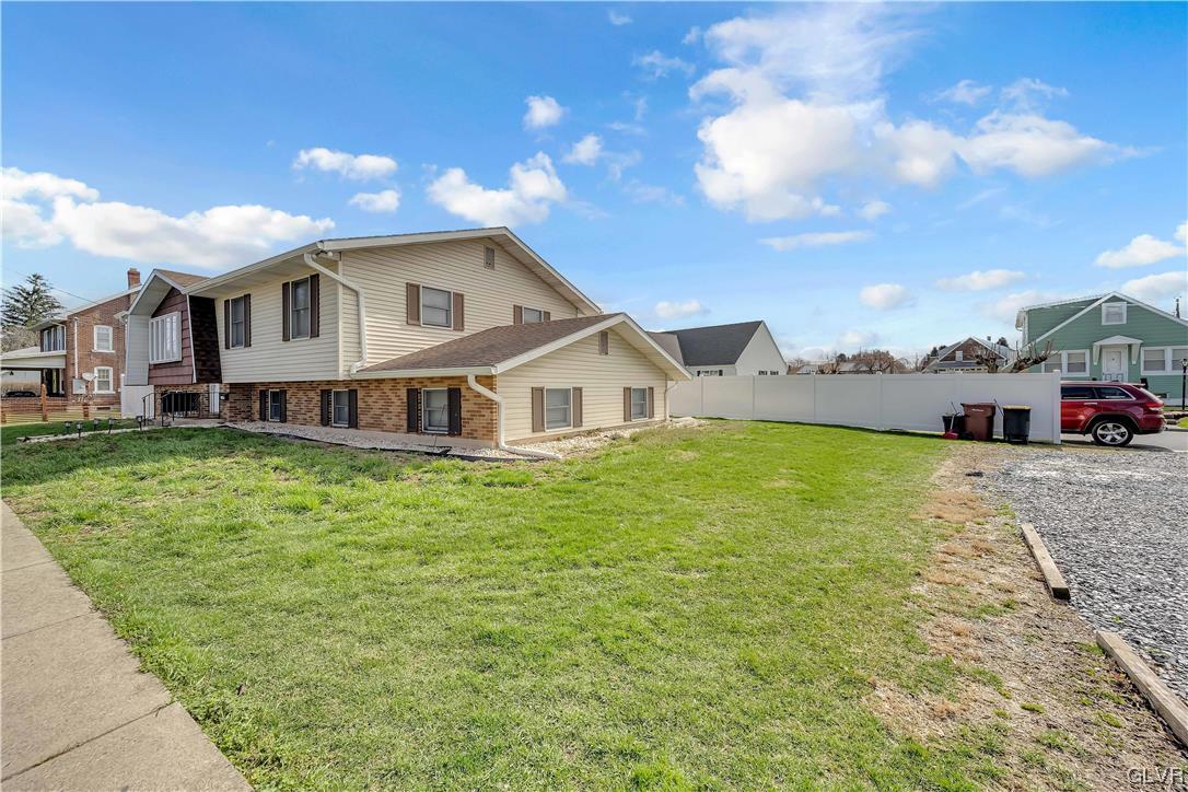 5185 Fornaciari Drive Whitehall, PA 18052 - Photo 32 of 34