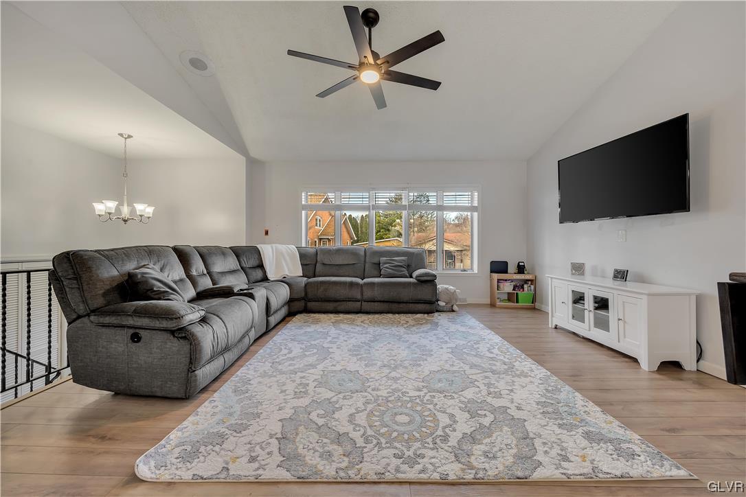 5185 Fornaciari Drive Whitehall, PA 18052 - Photo 9 of 34