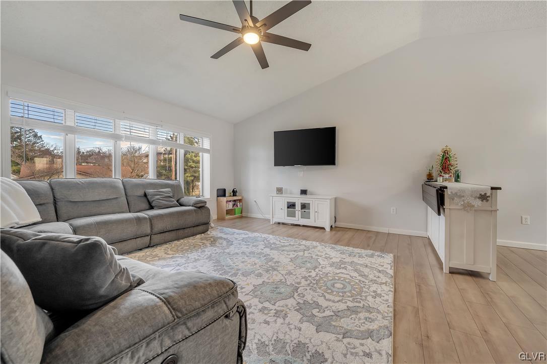 5185 Fornaciari Drive Whitehall, PA 18052 - Photo 10 of 34