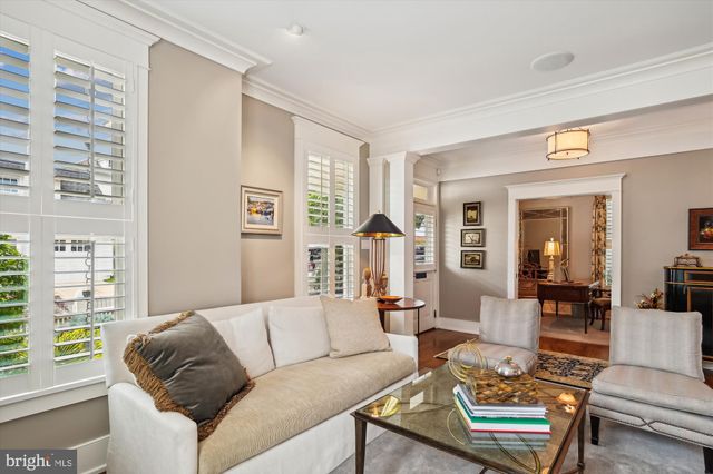 $2,400,000 | 8 Shaw Street, Annapolis, MD 21401