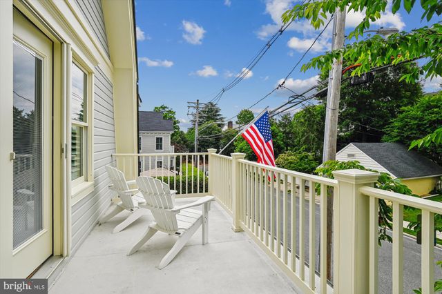 $2,400,000 | 8 Shaw Street, Annapolis, MD 21401