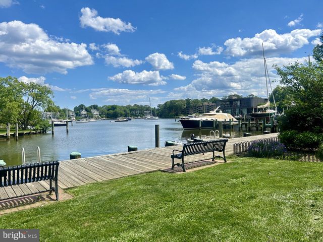 $2,400,000 | 8 Shaw Street, Annapolis, MD 21401