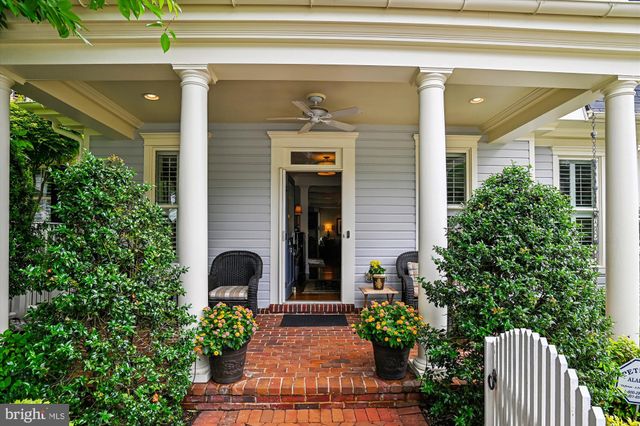 $2,400,000 | 8 Shaw Street, Annapolis, MD 21401