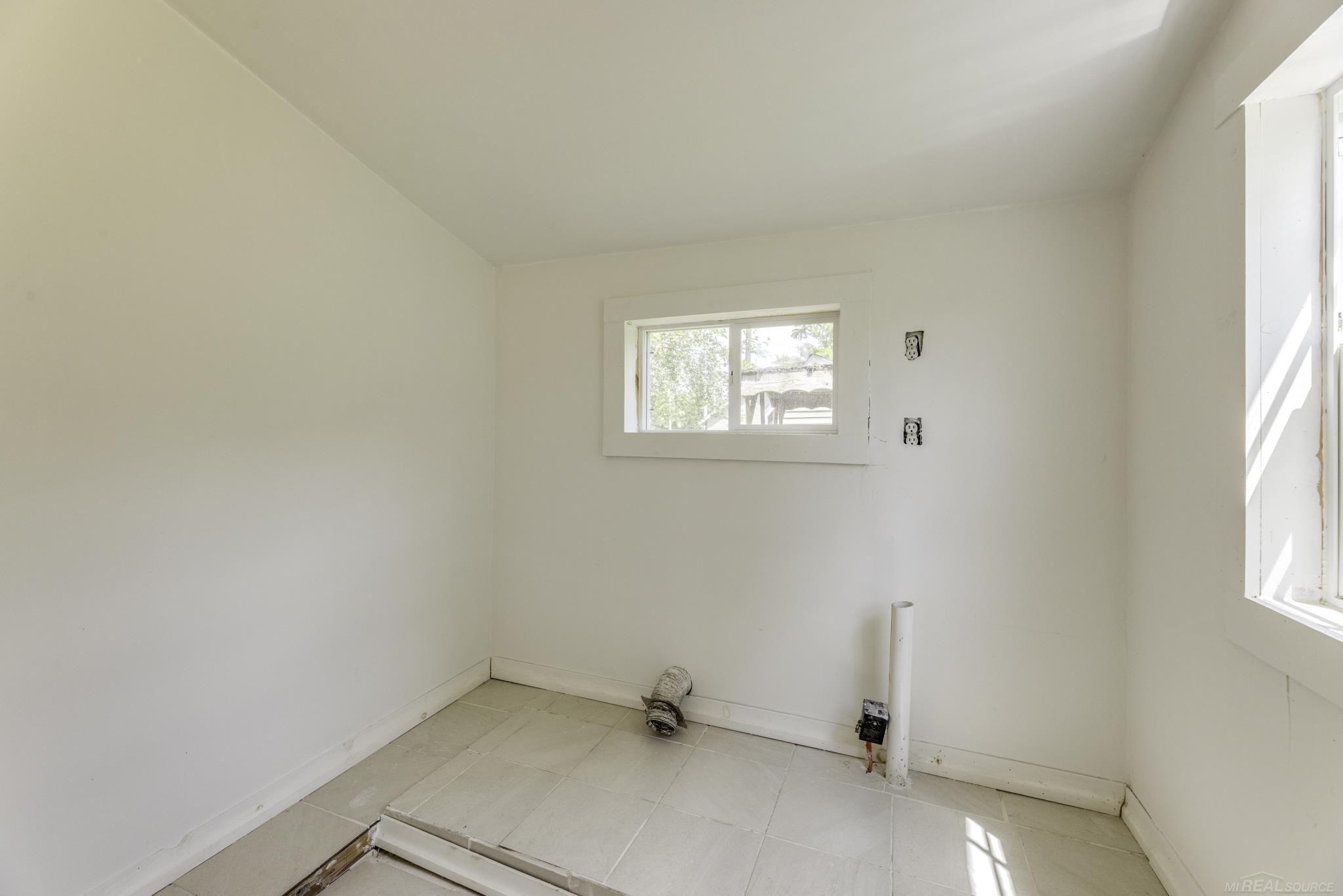 2649 Sherman Street Applegate, MI 48401 - Photo 16 of 37